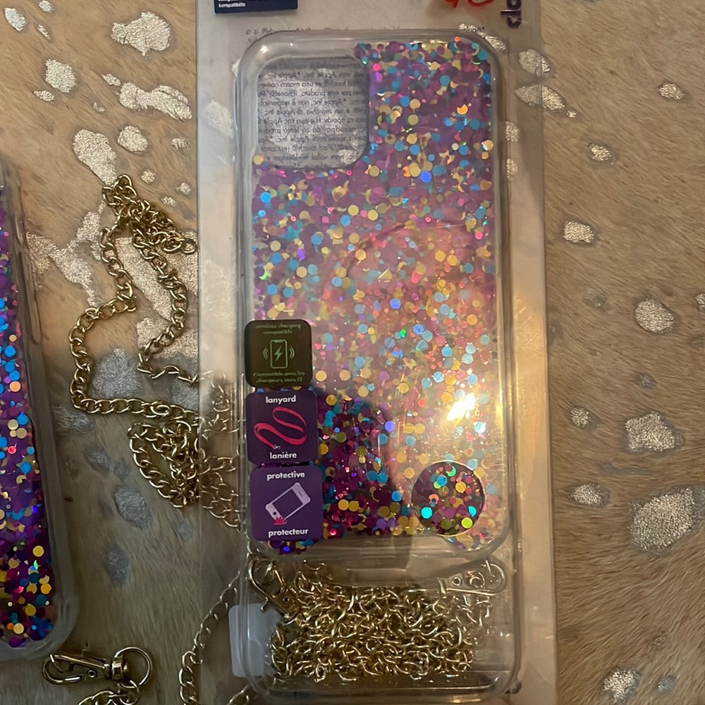 Brand new Claire’s iPhone 12/12pro glitter phone case with gold chain strap!